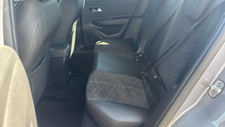 Vauxhall Mokka 100kW Ultimate 50kWh 5dr Auto Electric Hatchback